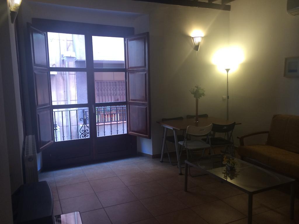 Apartamentos Puerta Real Granada Exterior photo